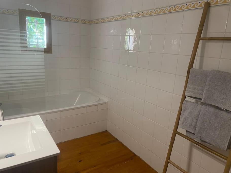 Appartement En Provence Шаторенар Экстерьер фото